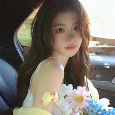 卡美拉对深海怪兽吉古拉